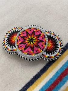 กิ๊บติดผมลูกปัดปักด้วยมือที่สะดุดตา - Product Image 5