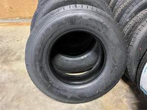 Pneu de camion radial 11R22.5 295/80R22.5 solide TBR pour voitures camions autobus nouvelle marque de pneu chinois de haute qualité garantie de 3 ans - Product Image 4