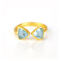 Bague en argent taillé trillion de pierres précieuses Bagues de luxe en argent sterling 925 pour femme Bijoux de naissance faits à la main Fournisseurs en gros
