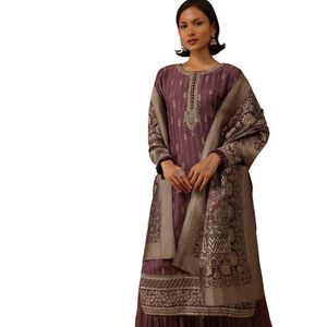 Kurti Sharara en soie violet bordeaux avec brocart en mousseline de soie Dupatta pour tenue de réception de mariage traditionnelle - Product Image 2