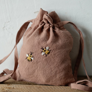 กระเป๋าผ้าลินินปักด้วยมือมีการปักกระเป๋าเป้สะพายหลังผ้าลินินสีต่างๆ100% ผ้าลินินฟอกสีนุ่มผลิตในเวียดนาม - Product Image 3