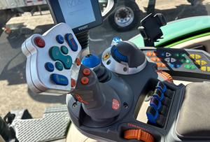 Tractor 4WD 2018 Fendt 714 Vario usado disponible a la venta - Product Image 2