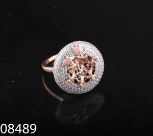 Bague de fiançailles élégante en diamant de laboratoire Design solitaire classique pour plaqué or certifié pour une proposition intemporelle Meilleur prix - Product Image 2