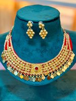 Parure de bijoux vintage plaqué or 24 carats en alliage pour femme, style France Mayotte, pour mariage et fête, comprenant collier, boucles d'oreilles et tissu rouge traditionnel