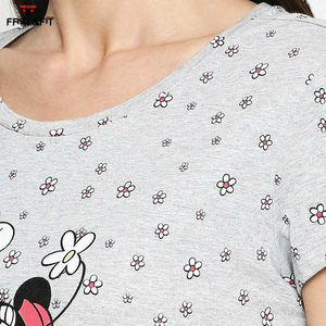 2025 diseño personalizado cómodo color de contraste al por mayor transpirable Mujer camiseta y conjunto corto - Product Image 6