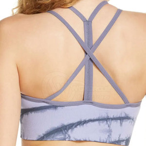 Sujetador deportivo personalizado de alta calidad para mujer, ropa de gimnasio más vendida con Sujetador deportivo y de yoga transpirable acolchado hecho en Pakistán - Product Image 3