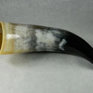 Meilleure qualité de corne à boire Viking tasse en céramique véritable sans danger pour les occasions de Noël - Product Image 1