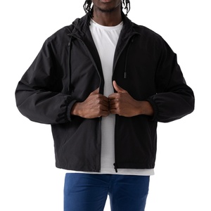 แจ็กเก็ตกันลมของผู้ชายขายดีเสื้อกันลมสำหรับฤดูหนาวผลิตด้วยระบายอากาศได้ใหม่สีตัดกันโลโก้ด้านหน้ารวม2026 - Product Image 1