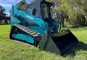 Para Sunward Skid Steer Loader 74hp Cargador de orugas de tipo frontal con bomba de cojinete de motor Parker Parkers Caja de cambios PLC - Product Image 3