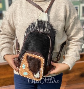 Nouveau Style occidental véritable peau de vache repoussé fourrure cuir unisexe poitrine sac utilitaire haute qualité Premium fourrure cuir Messenger poitrine sacs - Product Image 1