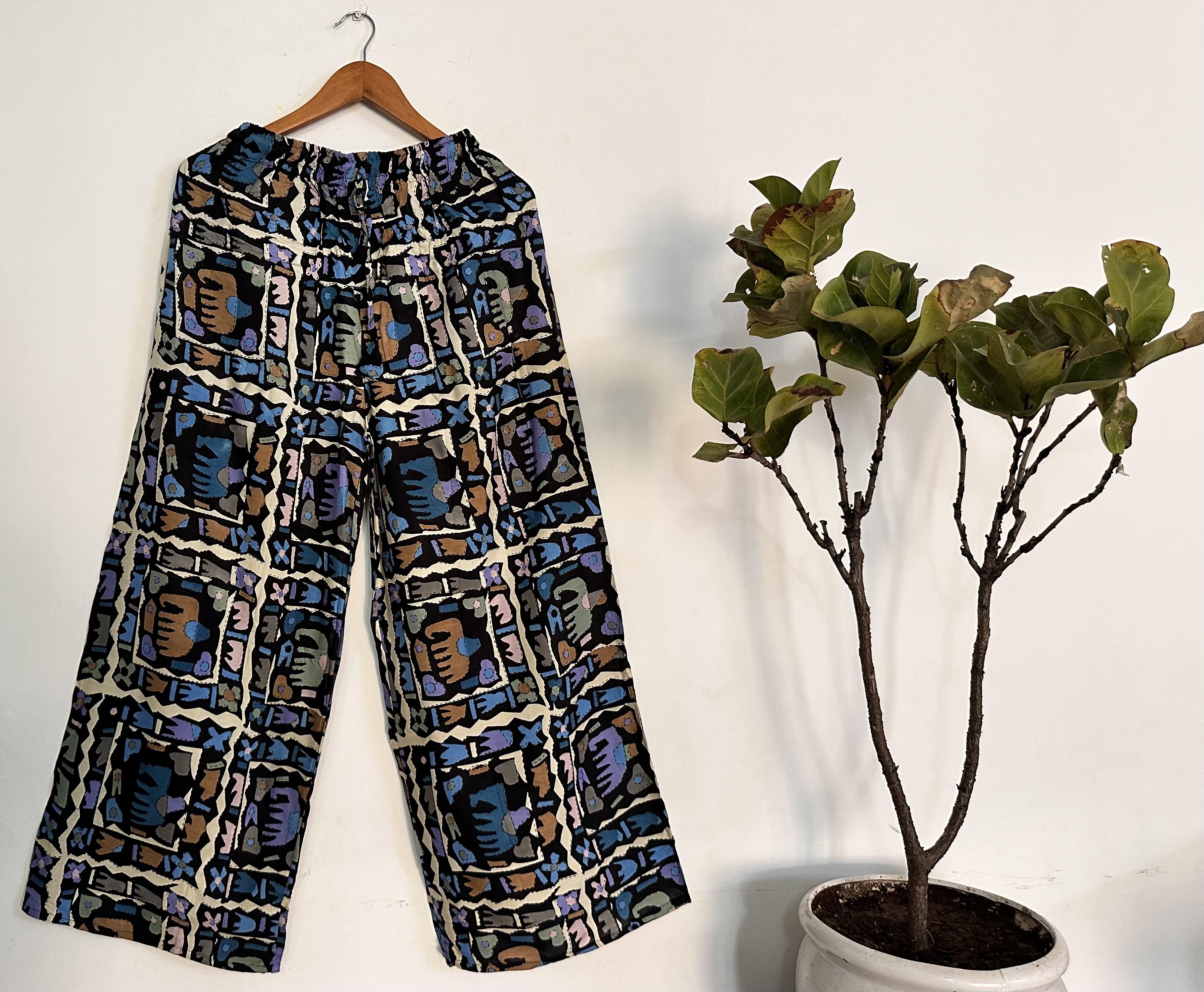 สีน้ำเงิน