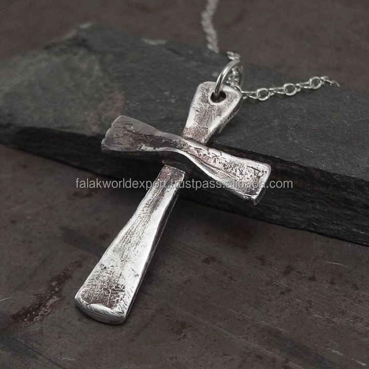 Medieval Style Hand Forged Iron Neck Pendant Fashion Necklace for Men From Falak World Export