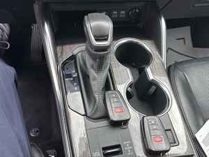 SUV Highlander Limited 2022, moteur turbo, intérieur foncé, sièges en tissu, conduite à gauche, transmission automatique R17, panoramique, 6 places - Product Image 3