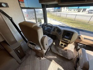 Caravane de voyage mobile d'occasion 2020 Newmar Bay Star 3414, vente directe d'usine - Product Image 6