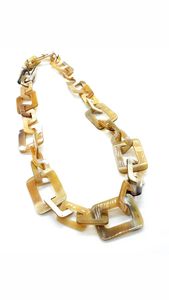 Collar de cuerno de búfalo grueso hecho a mano para mujeres y niñas, cadena de eslabones largos con colores naturales únicos mezclados por HF CRAFTS - Product Image 2