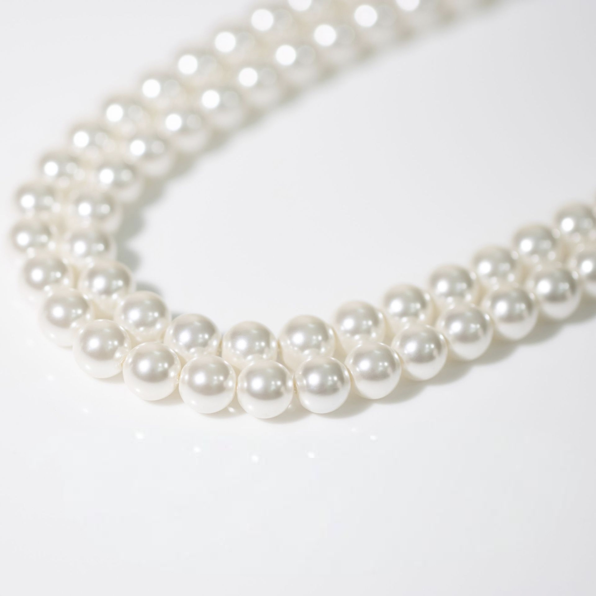 Pearl White