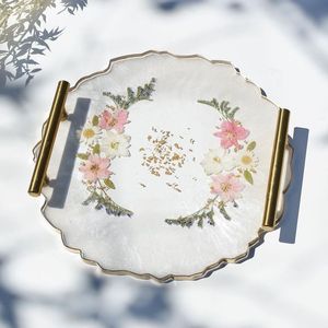 ที่ไม่ซ้ำกันถาดเรซินทำด้วยมือที่ดีที่สุดทันสมัยสวยงามโค้งมนถาดที่เป็นมิตรกับสิ่งแวดล้อมสำหรับการให้บริการและการตกแต่งบ้าน - Product Image 1