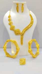 เครื่องประดับเพชรสีทองขนาดเล็กของผู้ผลิตอินเดียสร้อยคอไข่มุกสำหรับผู้หญิงสหรัฐอเมริกายุโรปแอฟริกา - Product Image 5