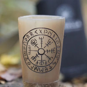Tasse à corne à boire Viking authentique Divit | Chope à corne de bière médiévale authentique | Tasse à corne/Stein d'une capacité de 24oz. (Jarl, Poli) - Product Image 1