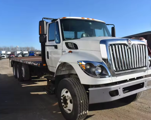 Suministro Rápido, Camión Usado de Cabina Regular 2018 For-Internationals WorkStar 7400 con Plataforma Plana de 26 pies - Automático, Volante a la Izquierda, Envío Rápido - Product Image 2