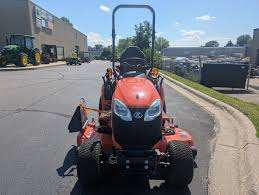 Tractor de Ruedas K-U-B-O-T-A BX23S 2023 de 55HP Usado con Motor y Caja de Cambios - Product Image 5