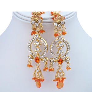 Vintage Style Crystal Zircon Alloy Flower Jewelry <b>Set</b> <b>Necklace</b> <b>Earrings</b> Headpiece Women Engagement Wedding Anniversary Party - Product Image 3