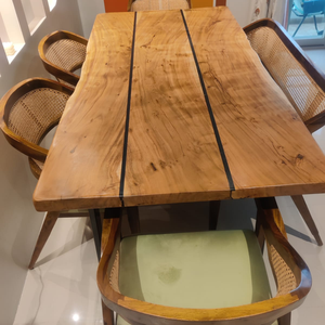 Table à manger minimaliste en bois d'acacia massif avec base en métal, finition mate, design polyvalent pour hôtel, villa, ferme - Product Image 2