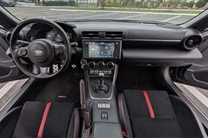 SU BARU BRZ LIMITED 2022 D'OCCASION CÔTÉ GAUCHE/CÔTÉ DROIT - Product Image 3