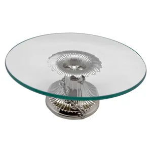 Présentoir à gâteaux tendance fait main pour projets d'aménagement intérieur – Support à gâteaux de luxe en fer avec base gravée pour présentation - Product Image 1