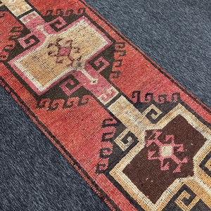 Vintage Turkish Herki Small Rug 3.2x9.8 ft, <b>Red</b> Geometric Rug <b>Wool</b> - Product Image 3