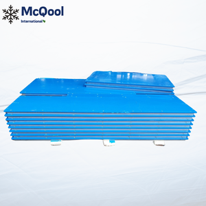 Panneau coloré fiable de polyuréthane de sandwich pour les maisons préfabriquées de design industriel construisant par caractéristiques demandées - Product Image 1