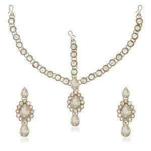 Soha Fashion White Kundan Maang Tikka con pendientes chapados en oro, conjunto de joyería fina de cobre para regalos con piedras principales de circón - Product Image 1