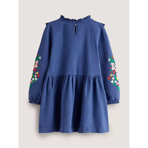 Robe brodée à la main en lin doux pour bébé fille Style décontracté pour le premier anniversaire des tout-petits OEM Made in Vietnam - Product Image 2