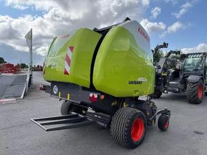 Moissonneuse-batteuse à céréales et maïs CLAAS Variant 480RF 2021 haute performance avec moteur pour la récolte du blé, du riz, des arachides et des olives - Product Image 3