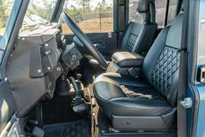 EN EXCELENTES CONDICIONES, Land Rover 110 de 1985, Volante a la Izquierda, Motor V8 - Product Image 4