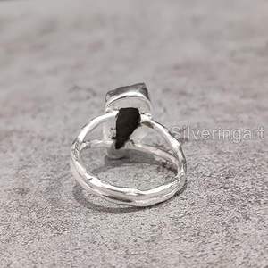 Bague pour femme en labradorite naturelle, pierre précieuse martelée, cadeau de Noël, cadeau d'anniversaire, bague en argent sterling 925, bijoux faits à la main - Product Image 6