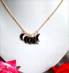 Délicat Designer Bijoux Six Pointu Étoile Sculpture Pyrite Gemmes Collier 25 mm de Taille En Laiton Plaqué Or Lunette Ensemble Chaîne Collier - Product Image 5