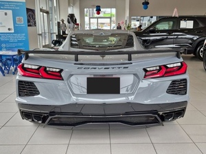 Listo para enviar: Chevrolet Corvette Stingray 2LT Coupé RWD 2025 de segunda mano disponible para la venta con 3 años de garantía - Product Image 3