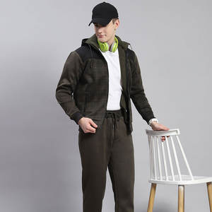 Servicio de OEM/ODM, chándal ligero de material de marca para hombre, traje de moda, ropa de oficina, chándal Vintage para hombre - Product Image 5