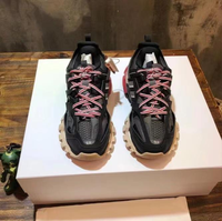 Sneakers de créateur de qualité supérieure, chaussures de sport pour hommes, chaussures à plateforme LED pour l'extérieur, marques célèbres, sneakers de luxe pour femmes