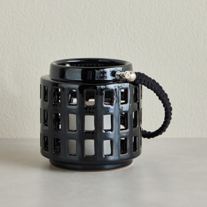 Bougeoir géométrique moderne en métal pour la décoration intérieure Décoration de table élégante pour le salon et la chambre - Product Image 3