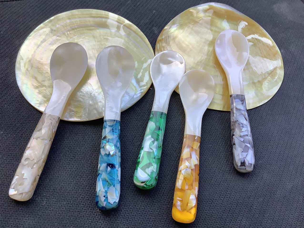 สีที่กำหนดเอง