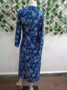 Vêtements ethniques indiens polyvalents à la mode Kurta imprimée numériquement pour la fête de mariage disponible au meilleur prix - Product Image 5