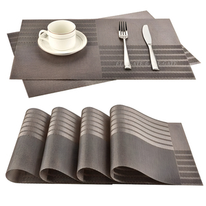 Set di Tovagliette di Lusso a Righe, 10 Pezzi, Lavabili e Antiscivolo per Tavolo da Pranzo, in Poliestere Stampato, Lino e Plastica per Casa e Cucina - Product Image 2
