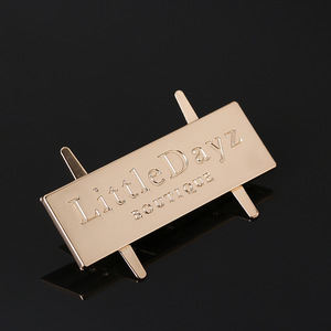Zinc Alloy <b>Luggage</b> Tag with Foot Rectangular Metal Bag <b>Label</b> Die-Cast Logo with Paint-Filled Details - Product Image 2