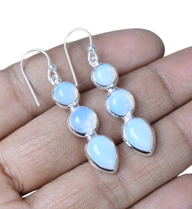 Pendientes Clásicos Hechos a Mano, Joyería de Plata de Ley 925 para Mujer, Plata de Ley 925 con Ópalo Lechoso, Pendientes de Estilo Bohemio - Product Image 1