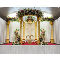 Mandap à double pilier pour mariage Gujarati, décoration de mariage sud-indienne, Mandap à double pilier pour mariages