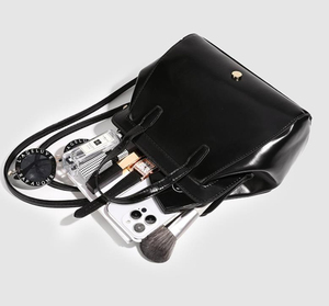 2025ลดกระหน่ำกระเป๋าสะพายไหล่หนังดีไซน์เนอร์ยอดนิยมกระเป๋าถือผู้หญิงหรูหรา - Product Image 3