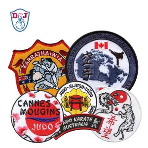 Kunden spezifische Karate Judo Box patches Bügeln auf Martial Arts Sports Besticktes Wappen für Uniform