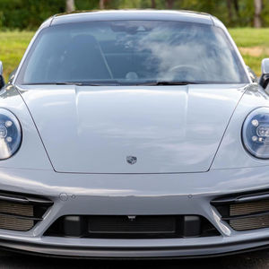 2024 911 Carrera GTS Coupé 473 ch, moteur Flat-6 biturbo, gris arctique, peu modifié - Product Image 1
